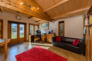 Garden Office - click for photo gallery